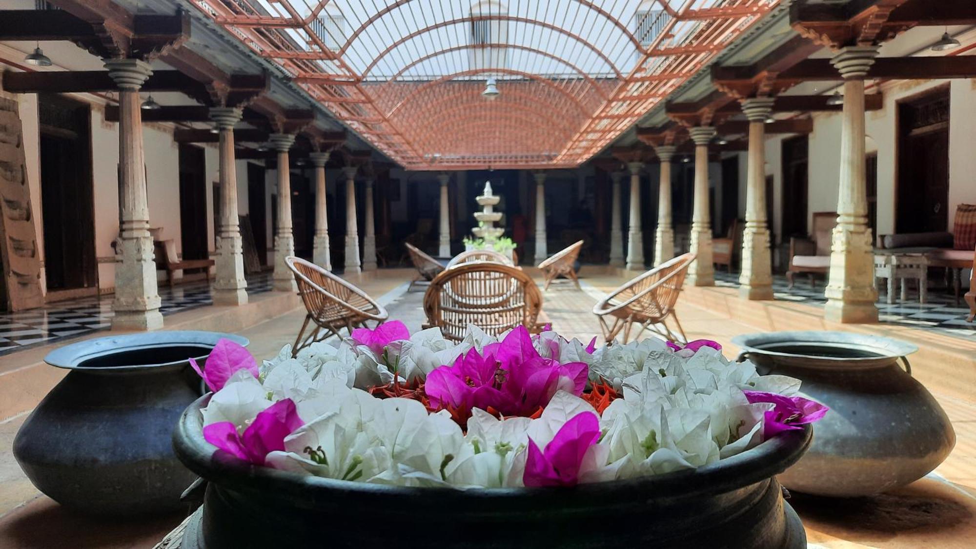 Saratha Vilas Chettinad Kānādukāttān Extérieur photo